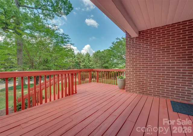 4th image of 917 W Blue Ridge Rd, East Flat Rock, NC 28726 | MLS# 4402253