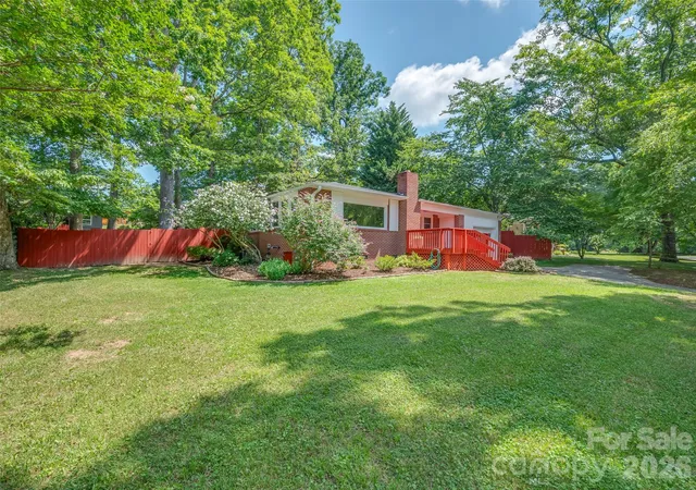43rd image of 917 W Blue Ridge Rd, East Flat Rock, NC 28726 | MLS# 4402253