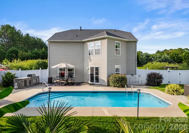 Homes for sale in Clover, SC | 191 Old Carriage Rd, Clover, SC 29710 | MLS# 4402254