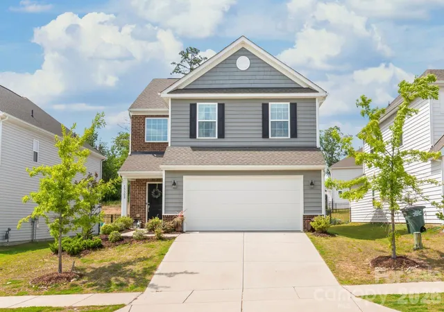 Photo 1 of Single family home for sale at 15308 Lake Ridge Rd, Charlotte, NC 28278 | MLS# 4402264 | Listing updated on 2026-09-27
