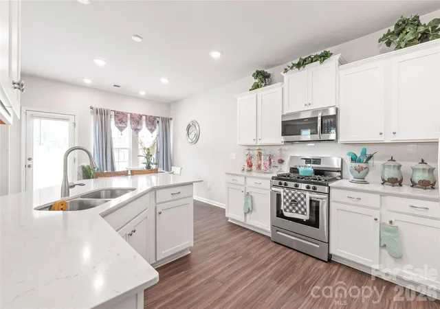 Photo 2 of Single family home for sale at 15308 Lake Ridge Rd, Charlotte, NC 28278 | MLS# 4402264 | Listing updated on 2026-09-27