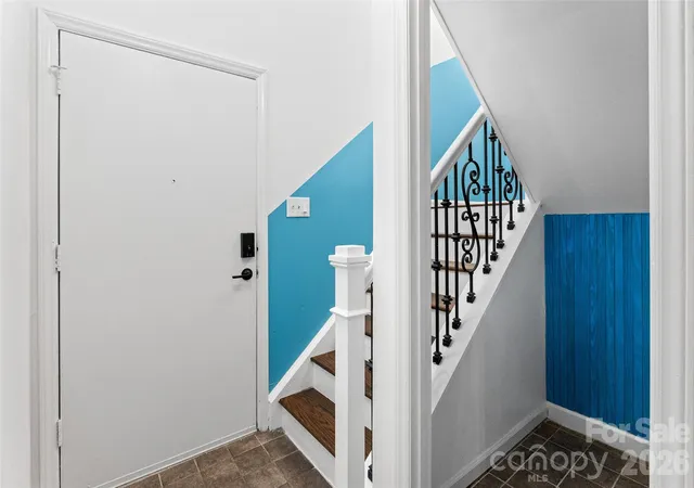 Photo 3 of Townhouse for sale at 6100 Honeysuckle Ln, Charlotte, NC 28212 | MLS# 4402268 | Listing updated on 2026-09-07
