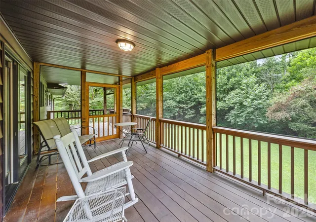 4th image of 464 Governors View Rd, Asheville, NC 28805 | MLS# 4402270