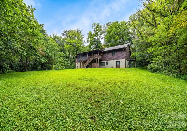 5th image of 464 Governors View Rd, Asheville, NC 28805 | MLS# 4402270