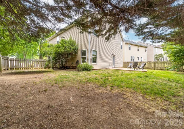 Photo 27 of Single family home for sale at 1525 Ladora Dr, Charlotte, NC 28262 | MLS# 4402271 | Listing updated on 2026-07-17