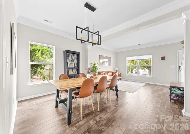 Photo 4 of Single family home for sale at 1525 Ladora Dr, Charlotte, NC 28262 | MLS# 4402271 | Listing updated on 2026-10-29