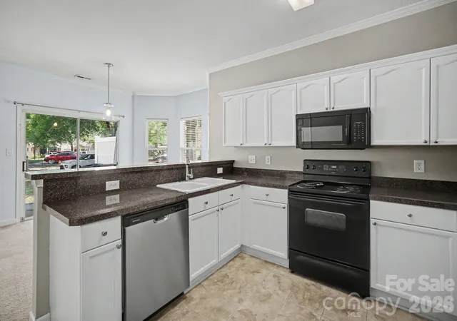 Photo 3 of Townhouse for sale at 5604 Santeelah Ct, Charlotte, NC 28217 | MLS# 4402278 | Listing updated on 2026-09-21