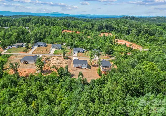 26th image of 2456 Saratoga Run #58, Morganton, NC 28655 | MLS# 4402286