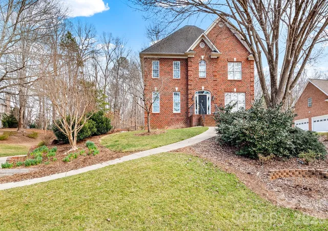 Photo 3 of Single family home for sale at 1869 Curraghmore Rd, Clemmons, NC 27012 | MLS# 4402291 | Listing updated on 2026-09-16