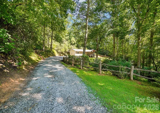 Homes for sale in Brevard, NC | 165 Westwood Dr, Brevard, NC 28712 | MLS# 4402303