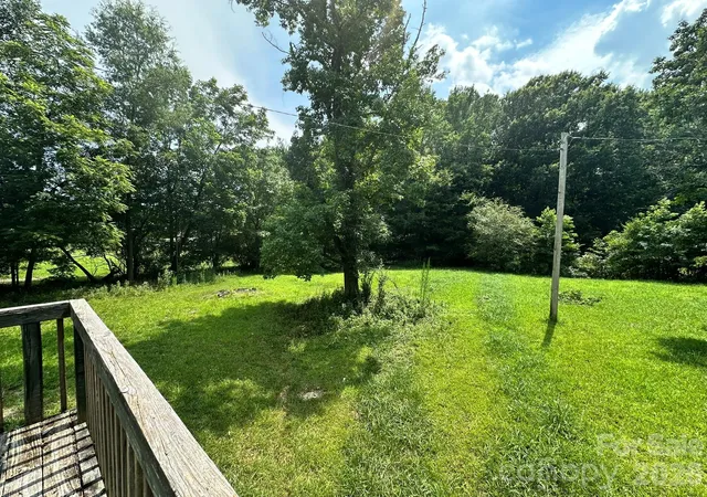 Photo 3 of Single family home for sale at 308 Maple Grv Church Rd, Matthews, NC 28104 | MLS# 4402324 | Listing updated on 2026-08-18