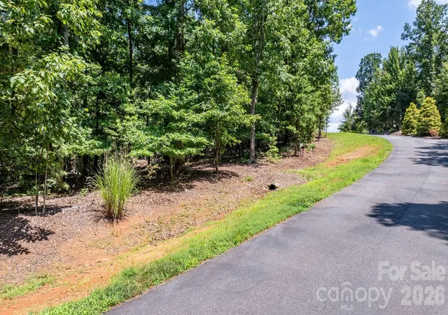 Homes for sale in Nebo, NC | 152 Woodgate Trl #95, Nebo, NC 28761 | MLS# 4402328