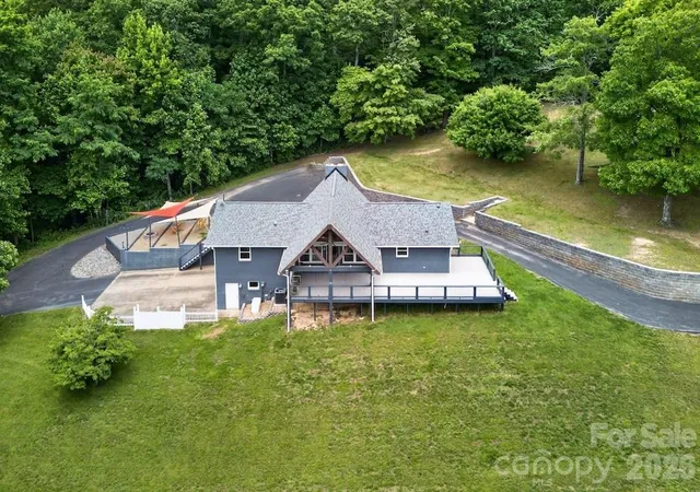 Listing Photo 5 - Condo for sale in building located at 97 Whippoorwill Ln, Fairview, NC 28730