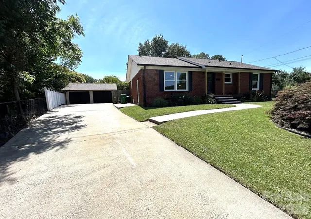 42nd image of 7113 Sterncrest Pl, Charlotte, NC 28210 | MLS# 4402347