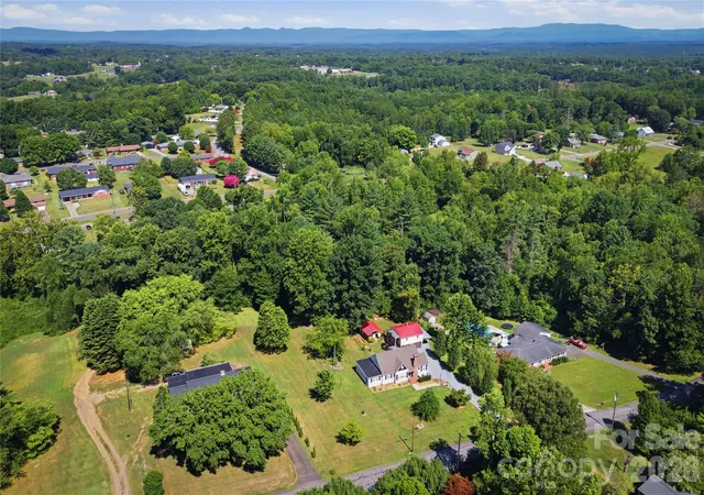 33rd image of 904 Bounous St Nw, Valdese, NC 28690 | MLS# 4402377