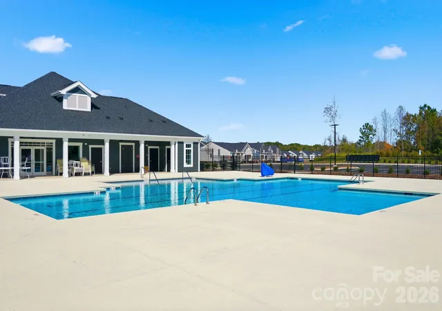 Photo 2 of Single family home for sale at 1516 Ardmore Dr, Sherrills Ford, NC 28673 | MLS# 4402389 | Listing updated on 2026-09-11
