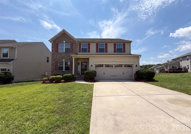 Photo 1 of Single family home for sale at 2275 Stone Pile Dr Sw, Concord, NC 28025 | MLS# 4402404 | Listing updated on 2026-09-28
