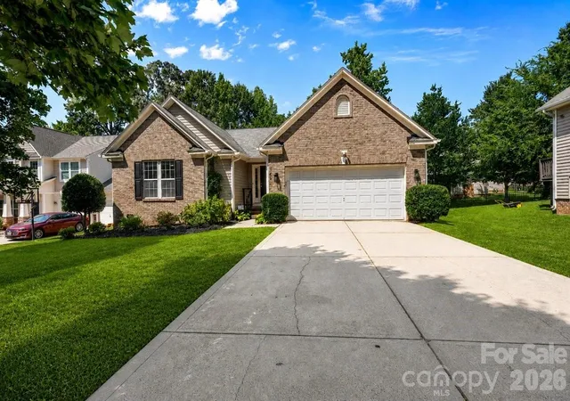 Photo 1 of Single family home for sale at 7220 Meyer Rd, Fort Mill, SC 29715 | MLS# 4402417 | Listing updated on 2026-09-05