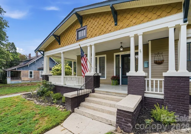 Photo 3 of Single family home for sale at 1627 N Main St, Salisbury, NC 28144 | MLS# 4402430 | Listing updated on 2026-08-23