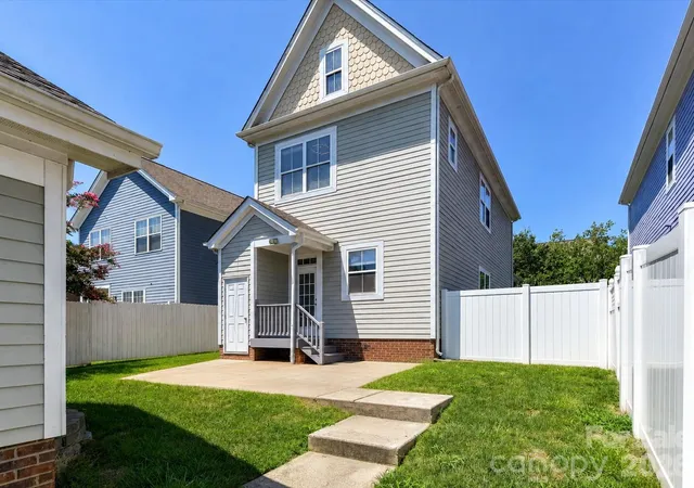 2nd image of 13106 Kennerly Dr, Huntersville, NC 28078 | MLS# 4402460