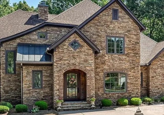 Photo 3 of Single family home for sale at 2320 Brawinal Ct, Monroe, NC 28110 | MLS# 4402469 | Listing updated on 2026-10-14