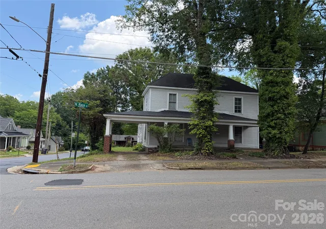 Homes for sale in Statesville, NC | 403 S Race St, Statesville, NC 28677 | MLS# 4402500