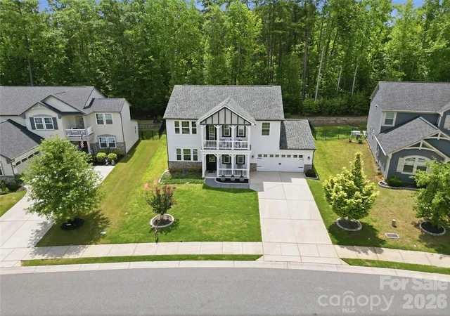 Photo 3 of Single family home for sale at 5070 Watersail Way, Clover, SC 29710 | MLS# 4402512 | Listing updated on 2026-08-31
