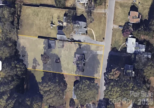 Photo 1 of Single family home for sale at 2307 Mclean St, Gastonia, NC 28054 | MLS# 4402528 | Listing updated on 2026-09-22