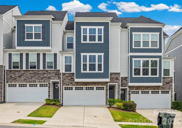 Photo 1 of Townhouse for sale at 928 Portrush Ln, Fort Mill, SC 29708 | MLS# 4402531 | Listing updated on 2026-07-17