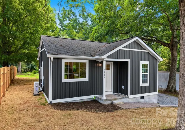 1st image of 375 Shasta Ln Sw, Lenoir, NC 28645 | MLS# 4402550