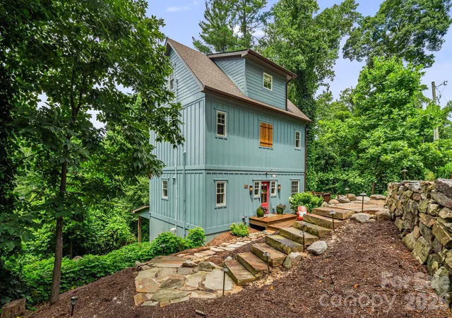 1st image of 195 Jordan St, Hendersonville, NC 28739 | MLS# 4402551