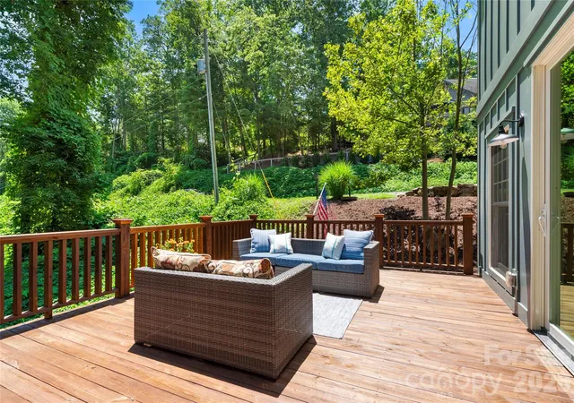 5th image of 195 Jordan St, Hendersonville, NC 28739 | MLS# 4402551
