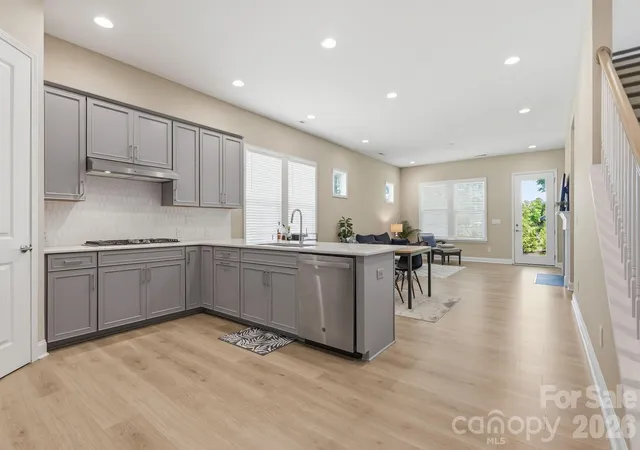 Photo 4 of Single family home for sale at 17138 Sand Bank Rd, Charlotte, NC 28278 | MLS# 4402559 | Listing updated on 2026-09-29