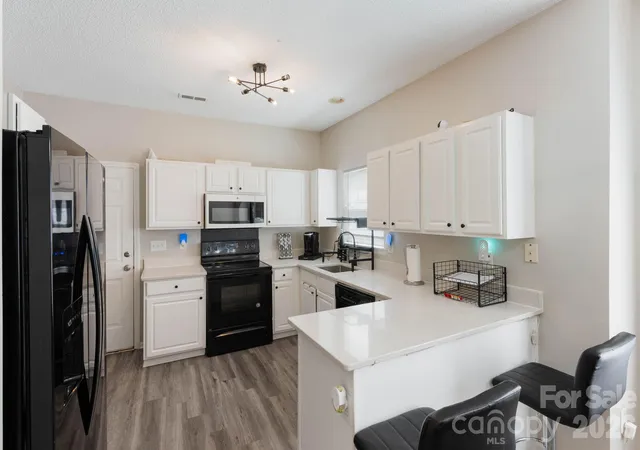 Photo 3 of Single family home for sale at 5782 Dove Point Dr Sw, Concord, NC 28025 | MLS# 4402560 | Listing updated on 2026-09-07