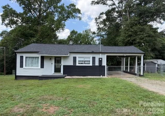 Homes for sale in Stanley, NC | 648 Summerow Rd, Stanley, NC 28164 | MLS# 4402573