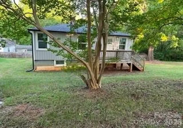 Homes for sale in Kannapolis, NC | 1905 Circle Dr, Kannapolis, NC 28081 | MLS# 4402576