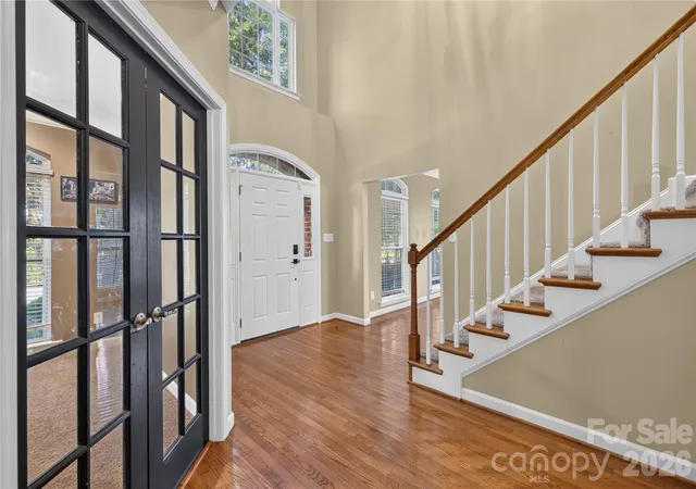 Photo 3 of Single family home for sale at 6301 Crown Hl Dr, Mint Hill, NC 28227 | MLS# 4402579 | Listing updated on 2026-08-17