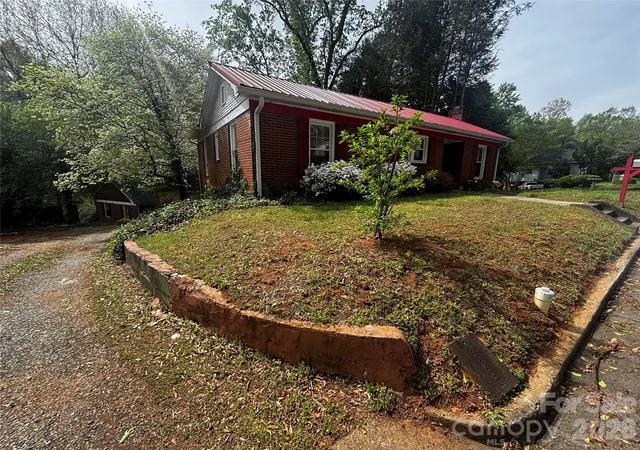 2nd image of 103 Silver Creek Rd, Morganton, NC 28655 | MLS# 4402583