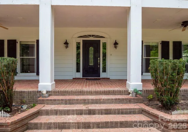 1st image of 9124 S Providence Rd, Waxhaw, NC 28173 | MLS# 4402587