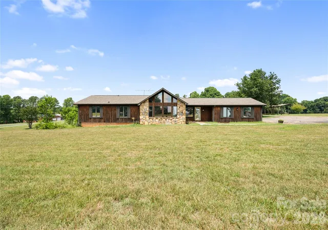 2nd image of 7610 Long Island Rd, Catawba, NC 28609 | MLS# 4402593