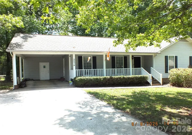 Homes for sale in Lancaster, SC | 2274 White Pine Ct, Lancaster, SC 29720 | MLS# 4402595