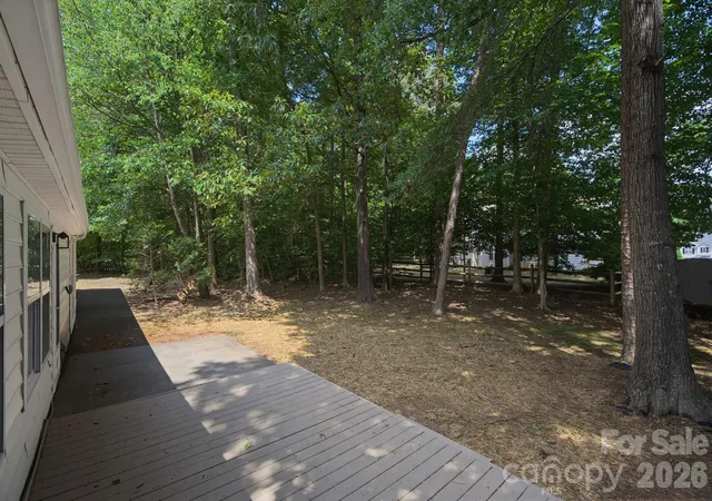 Photo 20 of Sale Pending at 6408 Spanish Moss Ln, Charlotte, NC 28262 | MLS# 4402597 | Listing updated on 2026-08-27
