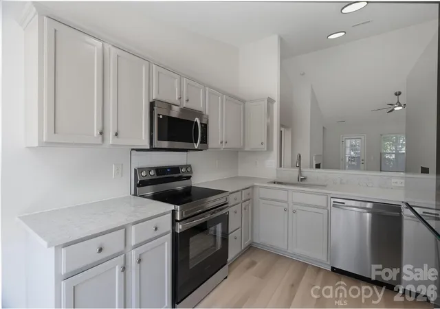 Photo 4 of Sale Pending at 6408 Spanish Moss Ln, Charlotte, NC 28262 | MLS# 4402597 | Listing updated on 2026-08-27