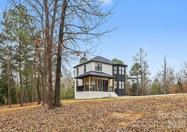1st image of 504 Six Mile Creek Rd, Lancaster, SC 29720 | MLS# 4402606