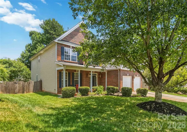 Photo 1 of Single family home for sale at 8522 Delamere Ln, Charlotte, NC 28269 | MLS# 4402618 | Listing updated on 2026-09-22
