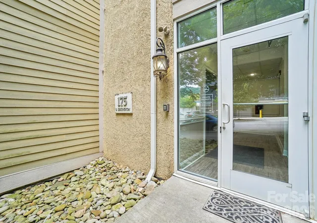 3rd image of 175 S Lexington Ave #303, Asheville, NC 28801 | MLS# 4402670