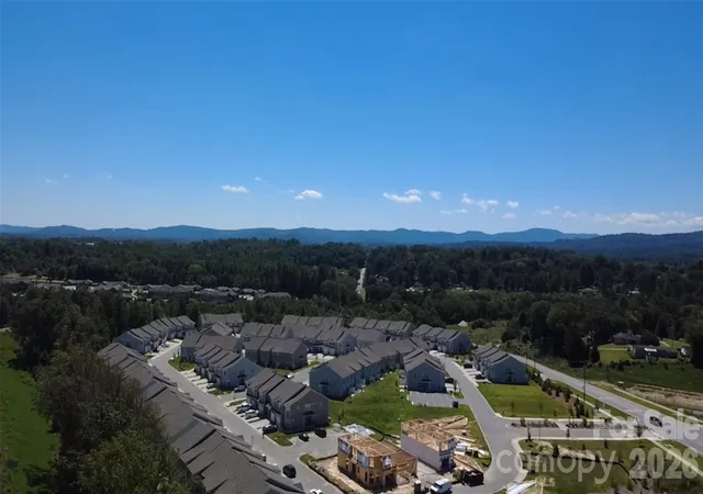 2nd image of 50 Creekview Rd, Hendersonville, NC 28792 | MLS# 4402674