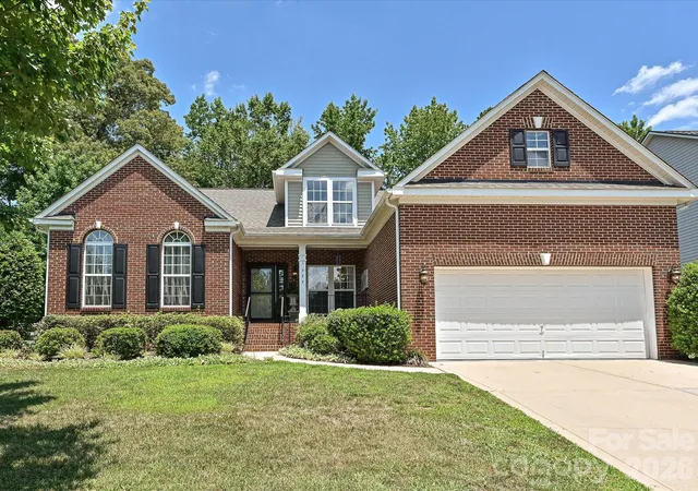Homes for sale in Fort Mill, SC | 377 Chorus Rd, Fort Mill, SC 29715 | MLS# 4402679