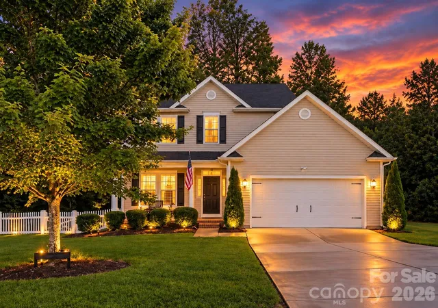 Photo 1 of Single family home for sale at 1566 Glenbar Ct, Clover, SC 29710 | MLS# 4402689 | Listing updated on 2026-10-03