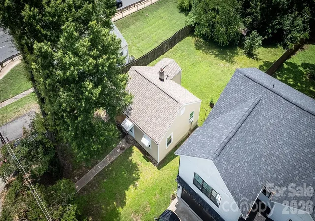 Photo 3 of Single family home for sale at 405 W Cama St, Charlotte, NC 28217 | MLS# 4402693 | Listing updated on 2026-10-24